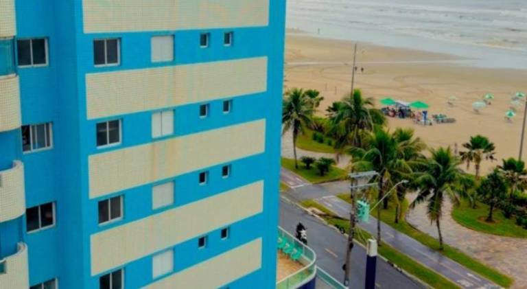 Apartment with pool in Praia Grande