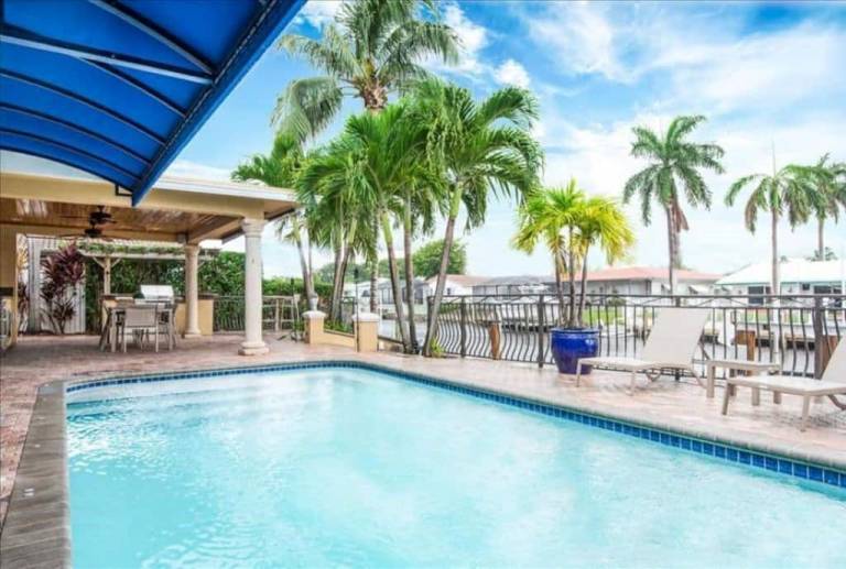 House Pompano Beach