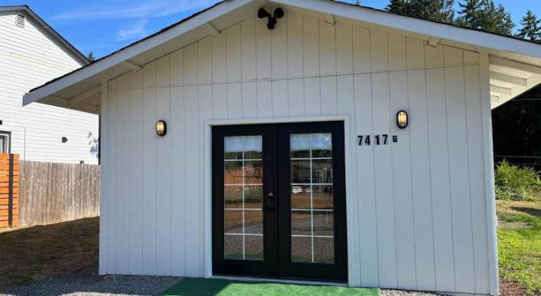 Modern Studio in MarysVille A Forest Haven — photo 3