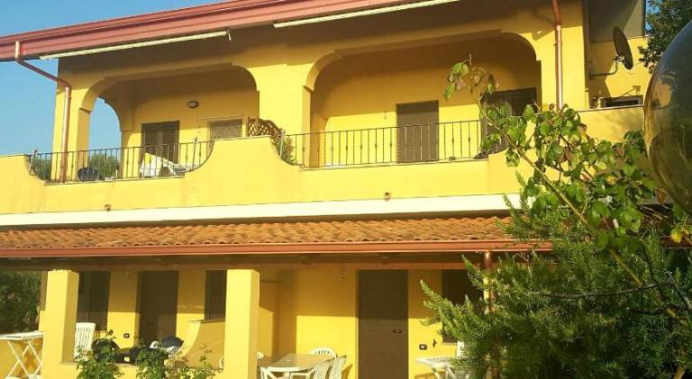 Rental apartment with grill, terrace & garden | Perfect for remote work | Pet-friendly — photo 4