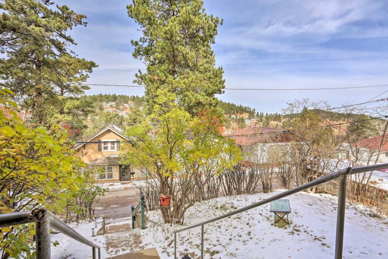 Mountain-View Lead Home w/ Patio + Fire Pit! — photo 3