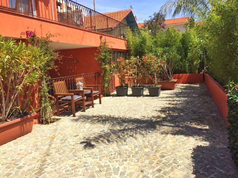 Vacation home with garden & patio in Cagnes-sur-Mer