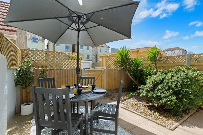 Apartment Hythe
