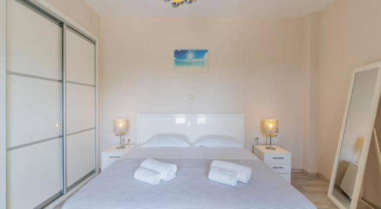 Villa with barbeque & yard | Pets are welcome in Kassandra