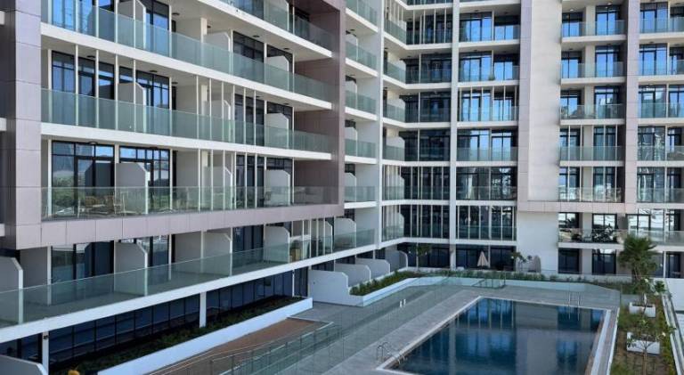 Fully equipped charming holiday apartment with pool & patio | Pets allowed — photo 3