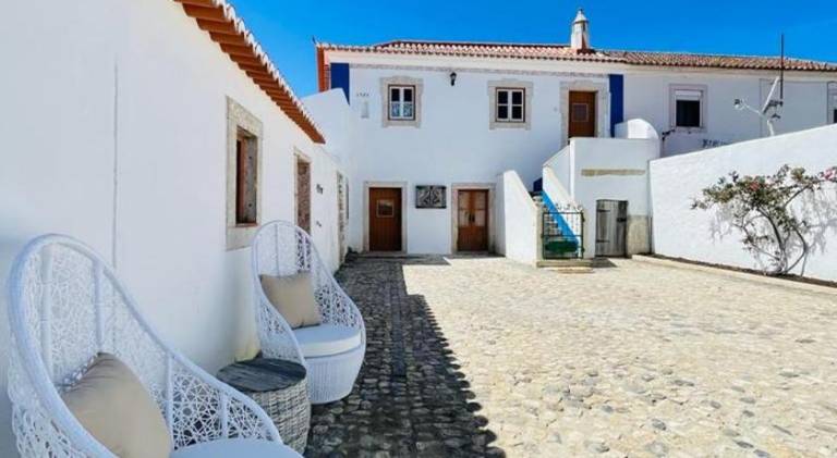 Farm with terrace & yard in Sintra