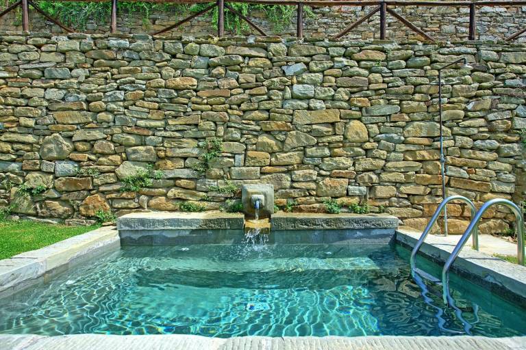 Family-friendly beautiful villa with garden, barbecue & terrace | Dogs allowed — photo 4