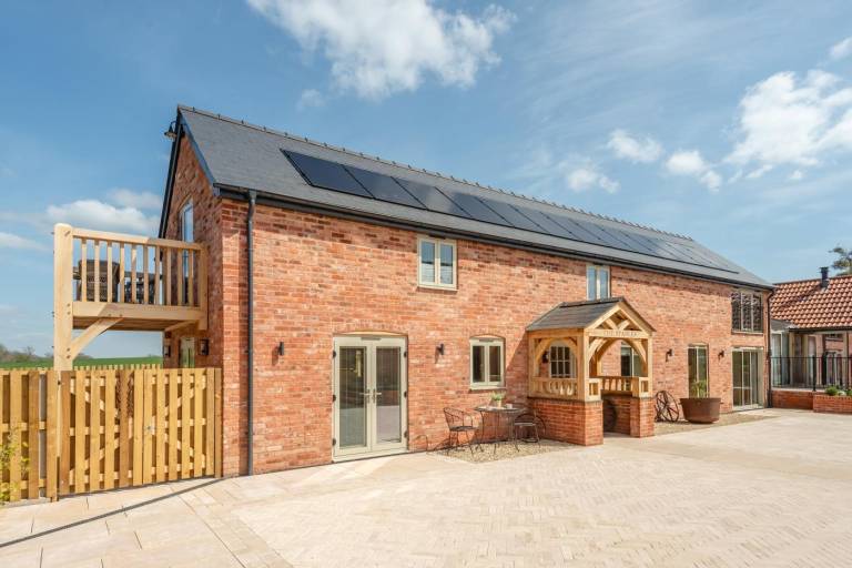 4 Bed in Moccas oc r33127