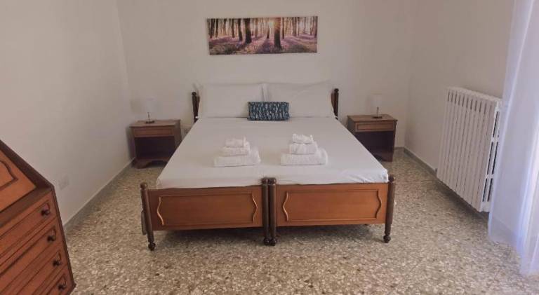 Holiday apartment with 2 rooms for 6 persons in Polignano a Mare