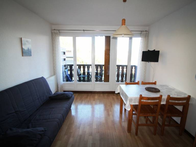 Studio with 1 room for 4 persons — photo 3