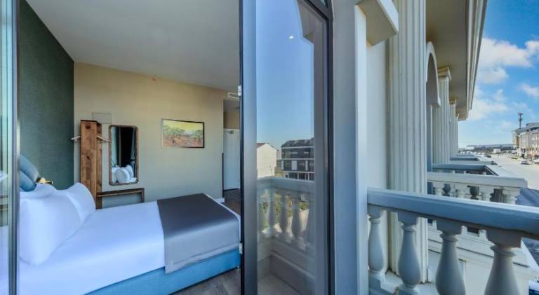 Nenessa Airport Hotel — photo 4