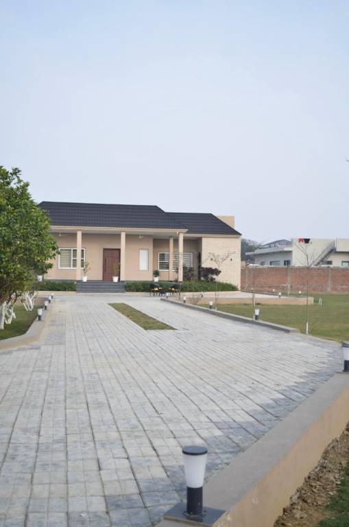 2500 m² Villa