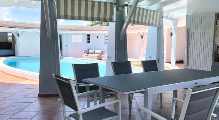 Villa with patio, barbeque & private pool — photo 4