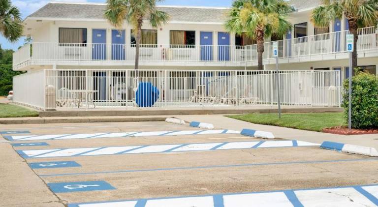Motel 6 Gulfport, MS – Airport — photo 5