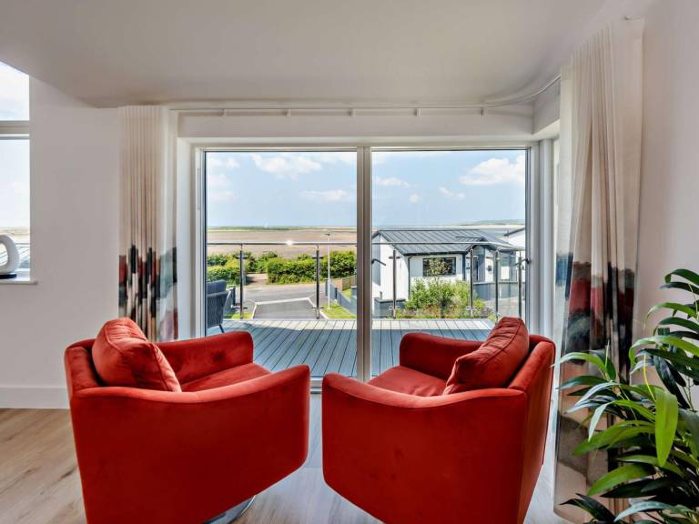 Fully equipped lovely cottage with garden, grill & hot tub | Water view | Next to the beach | Dogs allowed — photo 5