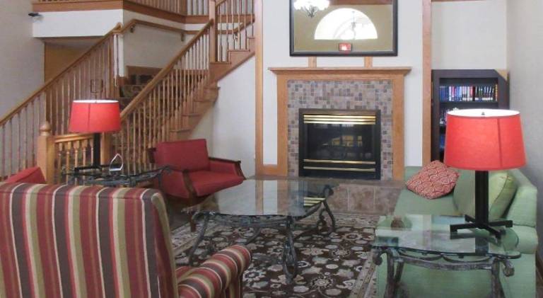 Quality Inn & Suites Alexandria — photo 2