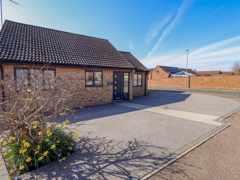Children-friendly beautiful cottage with garden | Beach view | Pets allowed — photo 2