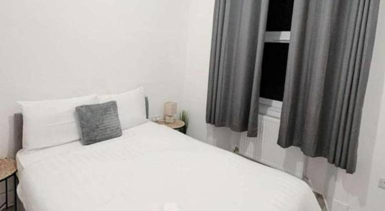 Rental apartment | Near Holyrood Palace in Edinburgh