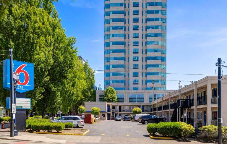 Motel 6 Portland, OR - Downtown — photo 4