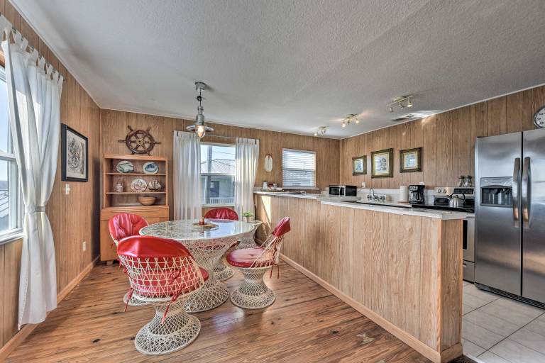 Fernandina Cottage w/ Deck + Direct Beach Access! — photo 5