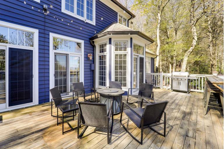 Boone Home w/ Fire Pit - Near App Ski & Sugar Mtn! — photo 3