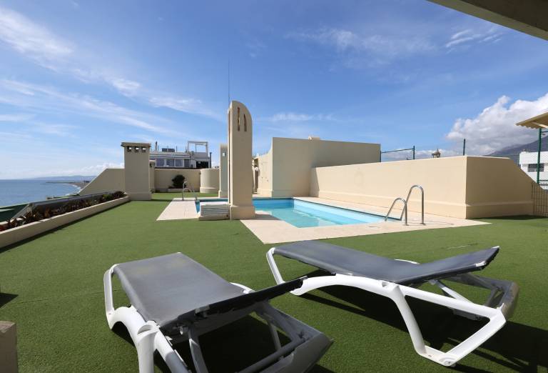 "Apartment- Car included" At the Beach with Sea View, Pool, Wi-Fi, A/C & Balcony — photo 2