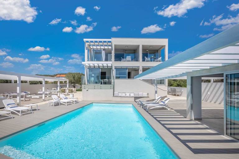 Villa with terrace, pool & yard | Pool view in Zadar