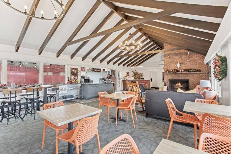 Lodge with jacuzzi, garden & BBQ — photo 4