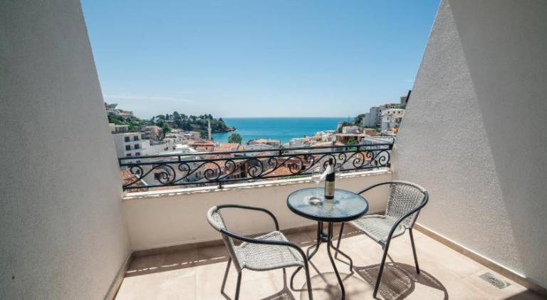 Hotel NOBEL Ulcinj — photo 2