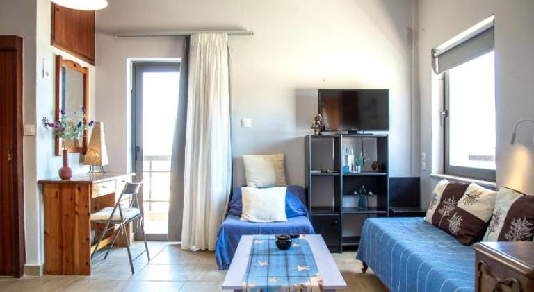 Nefeli Rooms — photo 2