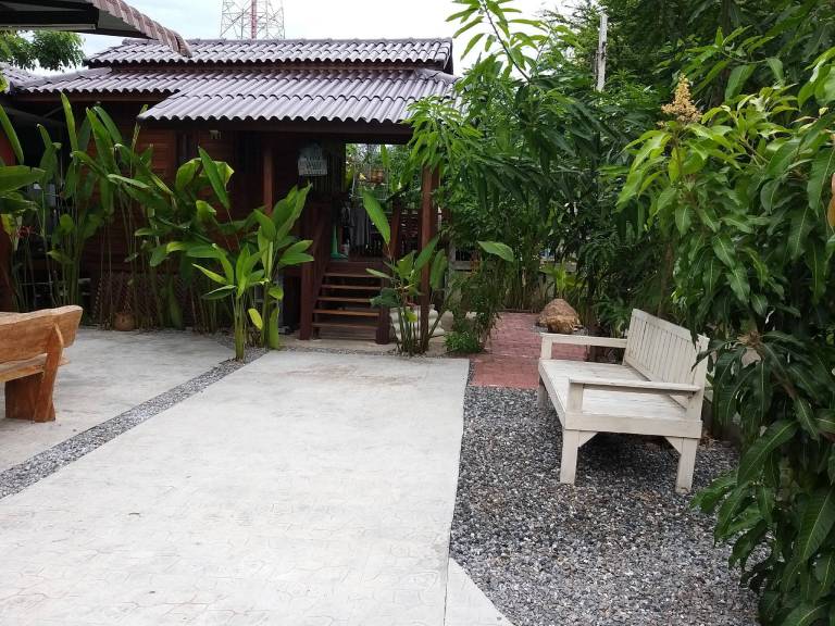 Bungalow | Perfect for remote work — photo 4