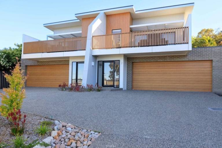House  Glenroy