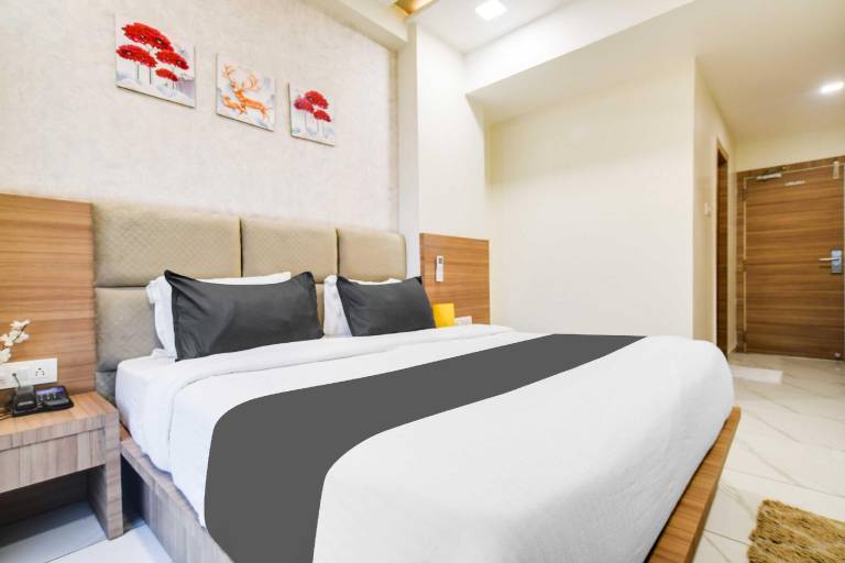 Townhouse Indore Junction