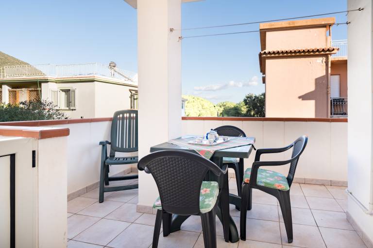 Fully equipped beautiful apartment with barbeque, terrace & fast internet | Mountain view | Pet-friendly — photo 3
