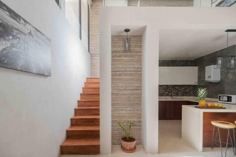 Holiday apartment with yard, private pool & patio — photo 4