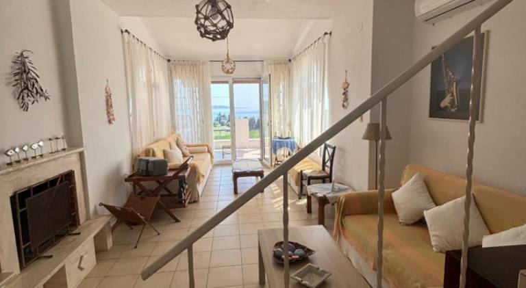 House with private pool, yard & patio | Next to the beach | Suitable for remote work | Pets are welcome — photo 2