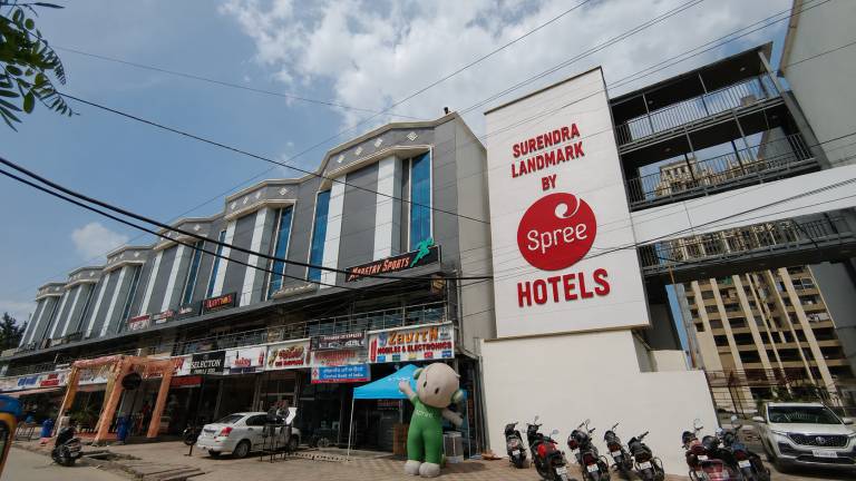 Surendra Landmark By Spree Hotels