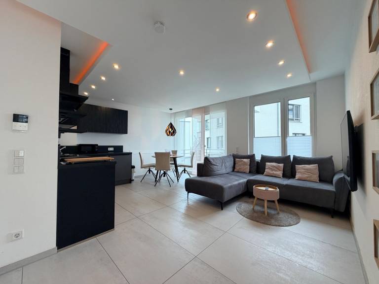 Moderne Ferienwohnung Seediamant Überlingen mit Balkon, Aufzug und zentraler Lage — photo 2