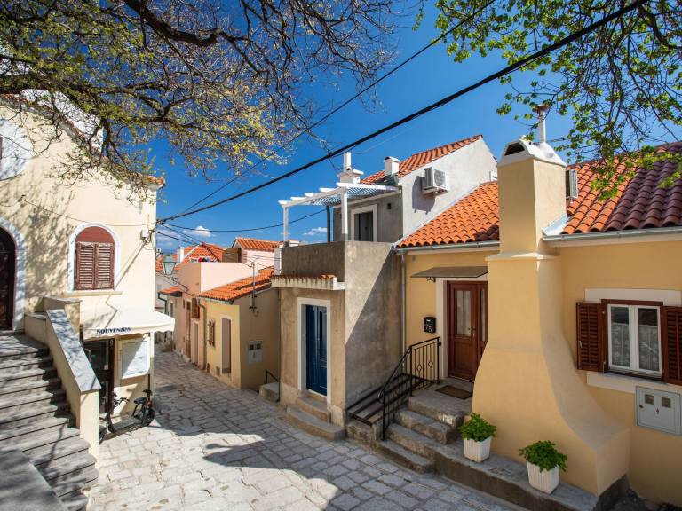 House  Baška