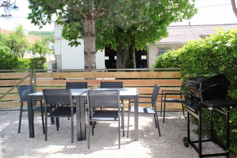 Gite with garden, terrace & grill | Dogs allowed — photo 3