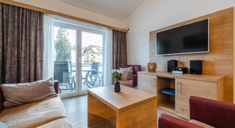 Rental apartment with 2 rooms for 6 persons — photo 2