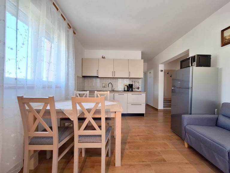 Fully equipped apartment with grill | Garden view | Close to the beach | Pets allowed — photo 2