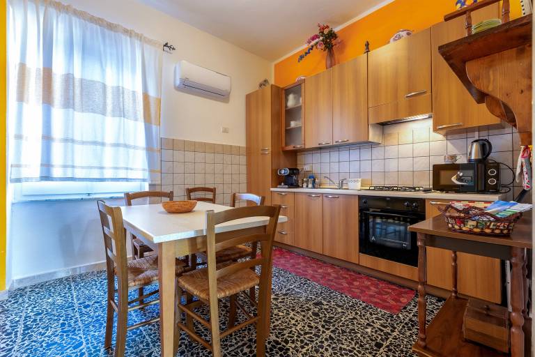 Wonderful rental apartment with terrace | Mountain view | Beach nearby | Dogs allowed — photo 5