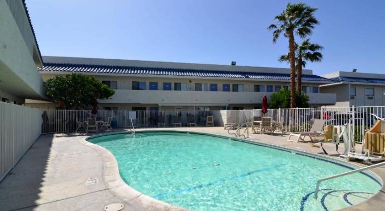 Motel 6 North Palm Springs, CA - North — photo 2