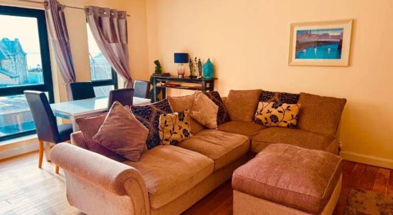 Rental apartment with 2 rooms for 6 persons — photo 2