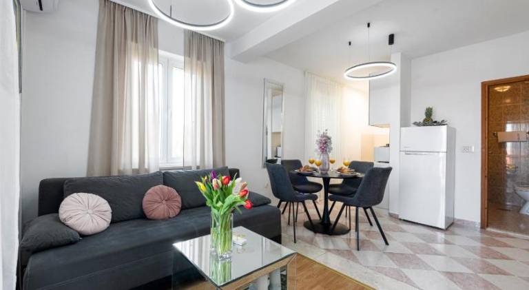 Holiday apartment with terrace — photo 5