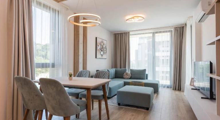 Rental apartment with pool in Varna