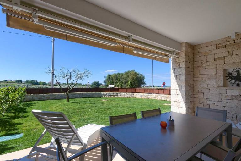 Rental apartment with terrace, garden & grill — photo 2