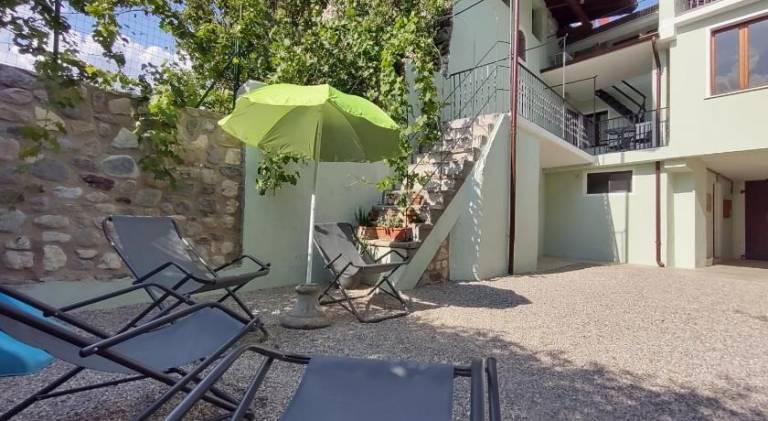 Holiday apartment with 1 room for 4 persons in Manerba del Garda