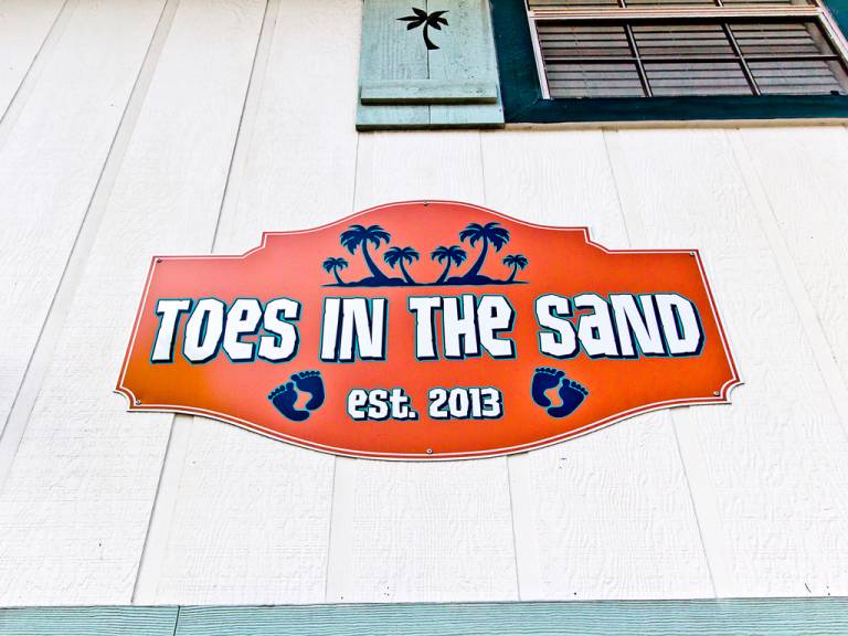 Toes in the Sand — photo 3